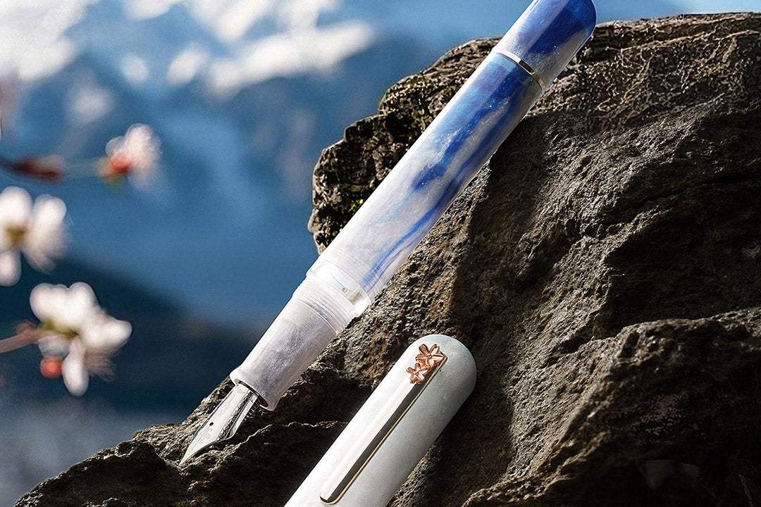 De Nahvalur Voyage Cherry Blossom: Een Ode aan Schrijfkunst en Design - 24Papershop