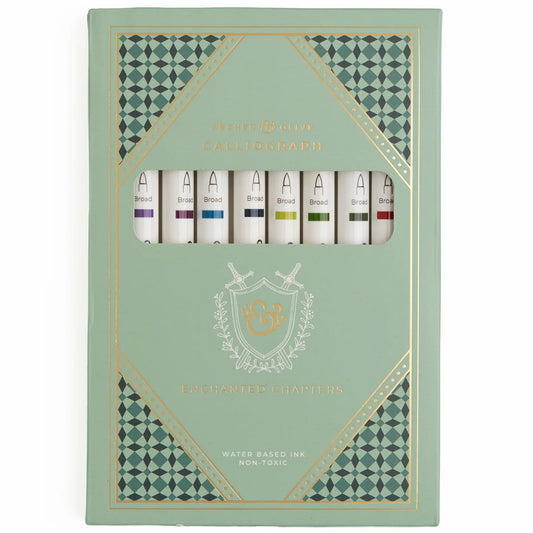 Archer & Olive Calliograph - Enchanted Chapters - Verpakking