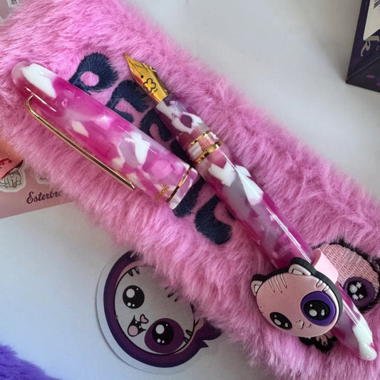 Esterbrook Estie Bestie Bubble Gum Pink GT Fountain Pen - Detail foto