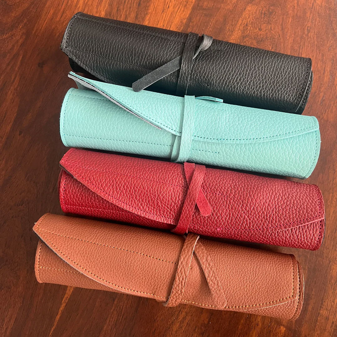 Girologio 10 Pen Roll - Vier kleuren opgerold
