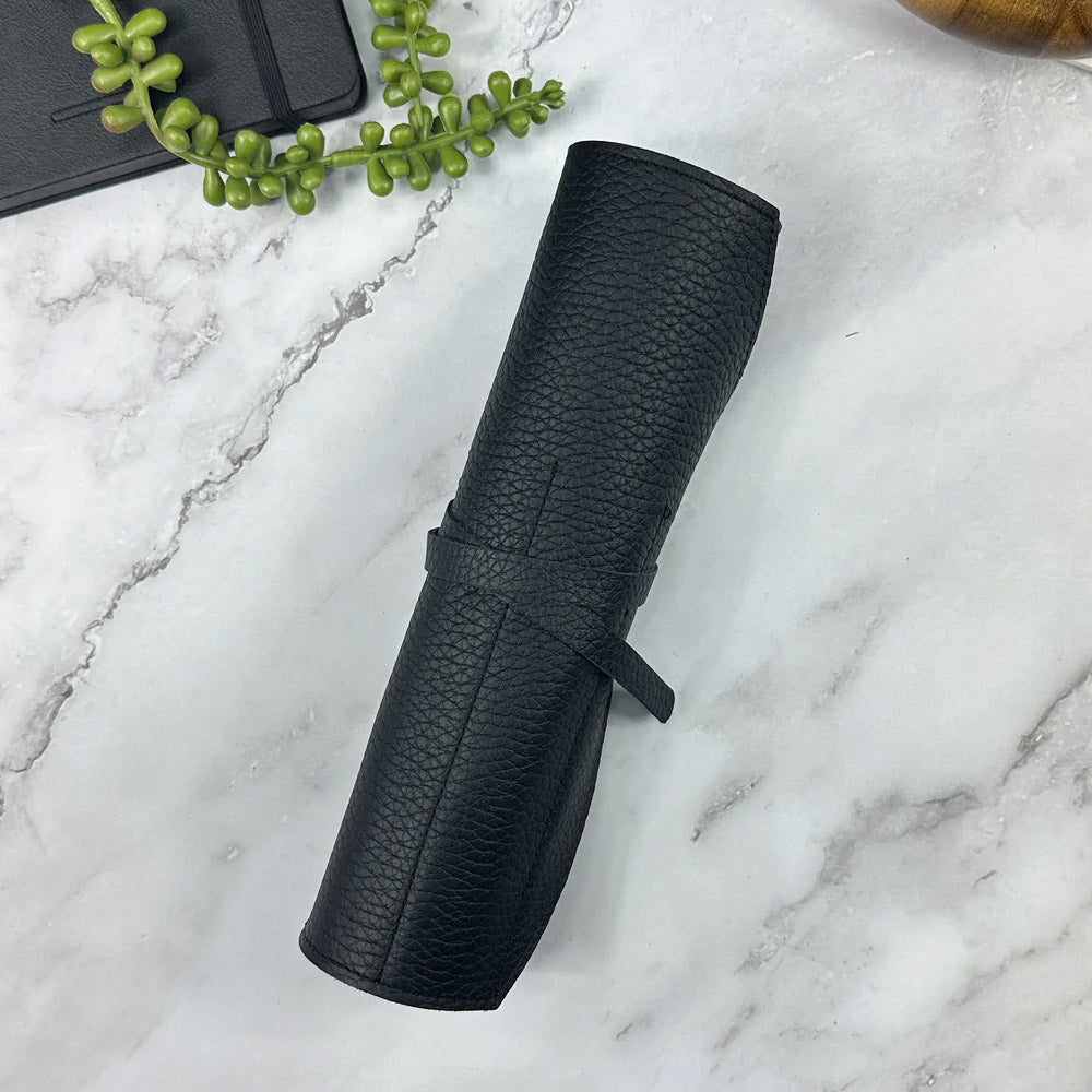 Girologio 10 Pen Roll - Midnight Noir Gesloten op Tafel