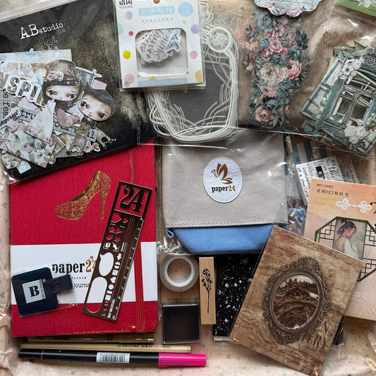 Paper24 Surprise Box 366