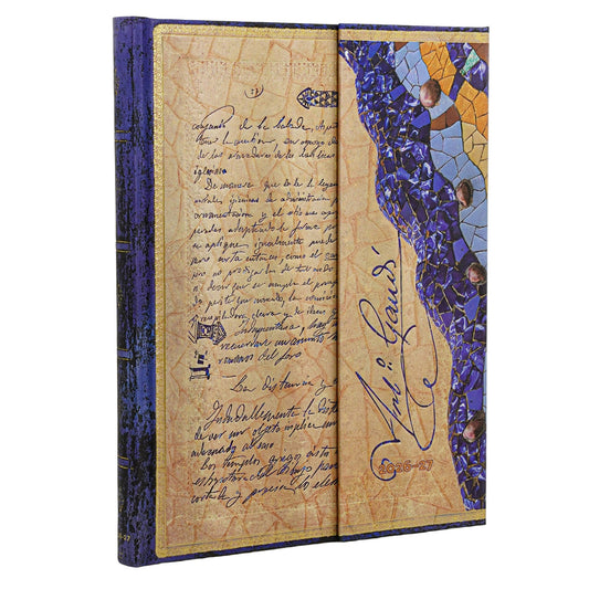 Paperblanks Agenda 2026-2027 - Gaudi, The Manuscript of Reus - Voorkant van de agenda op een witte achtergrond