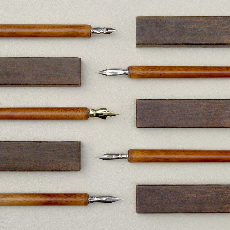 Wearingeul Wooden Dip Pen Holder