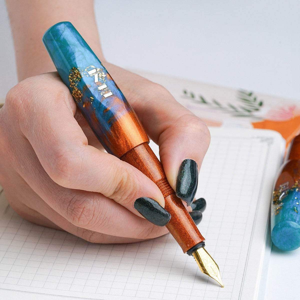 BENU Fountain Pen Pixie - Aurora Gold - 24Papershop