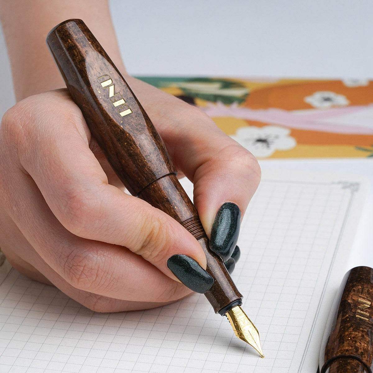 BENU Fountain Pen Pixie - Coffee Brown - 24Papershop