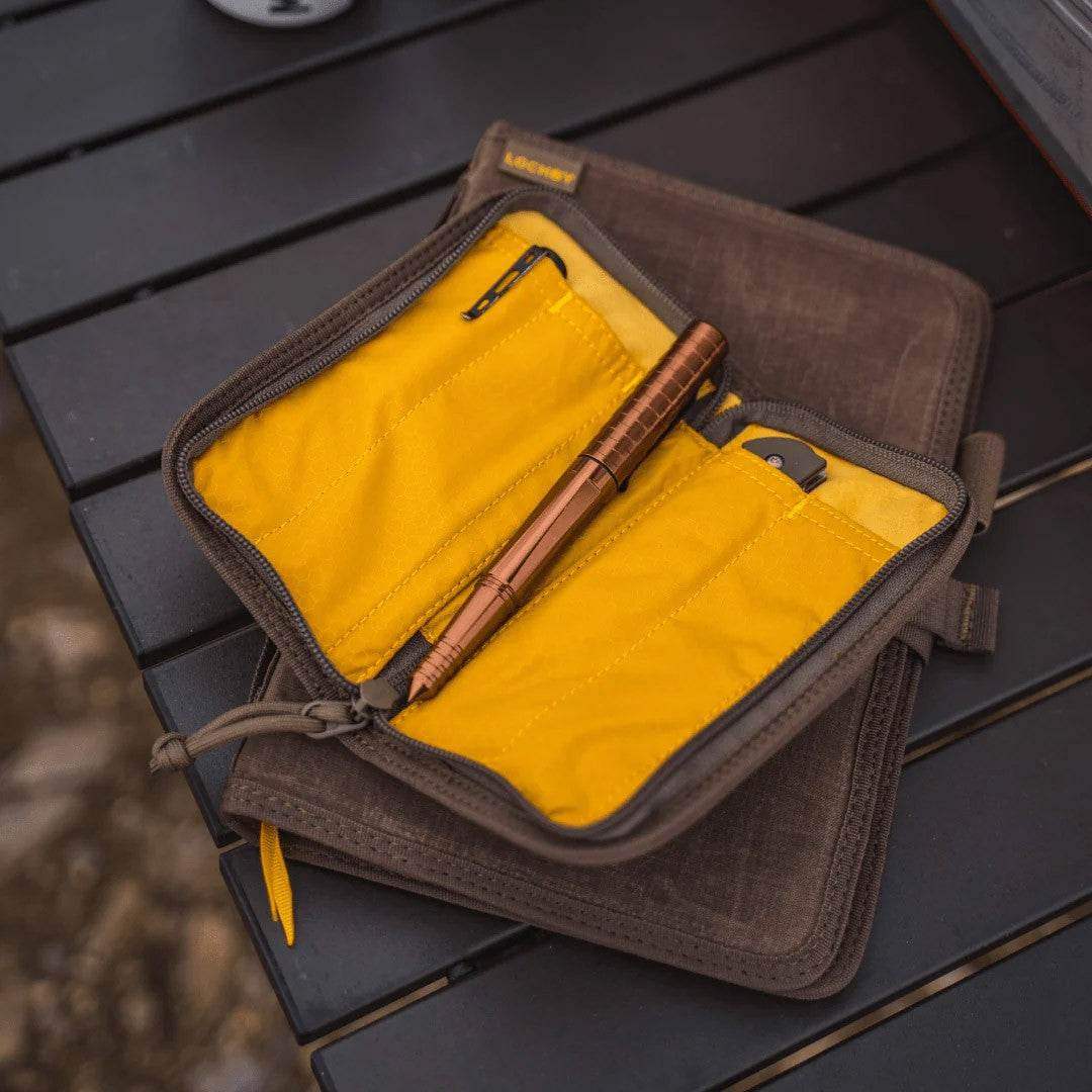 Lochby Quattro Etui - Brown - 24Papershop
