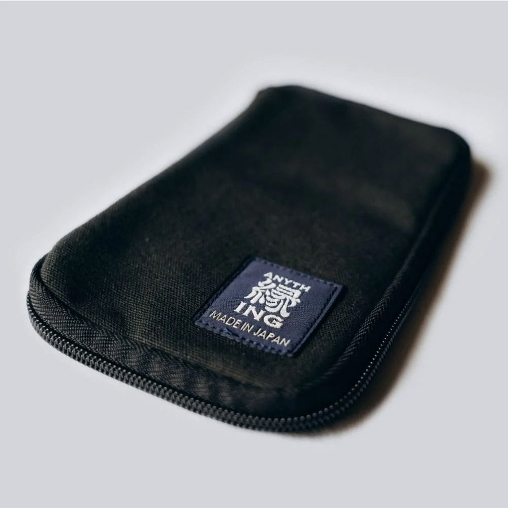 Anything x Robinson Pen Etui - Black - Gesloten Etui