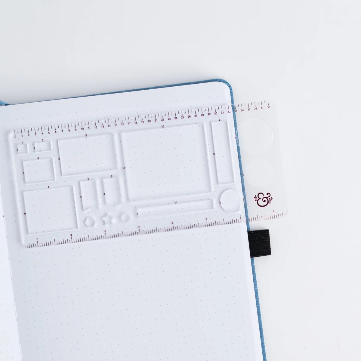 Archer & Olive A5 Planning Stencil - Voorbeeld in een journal