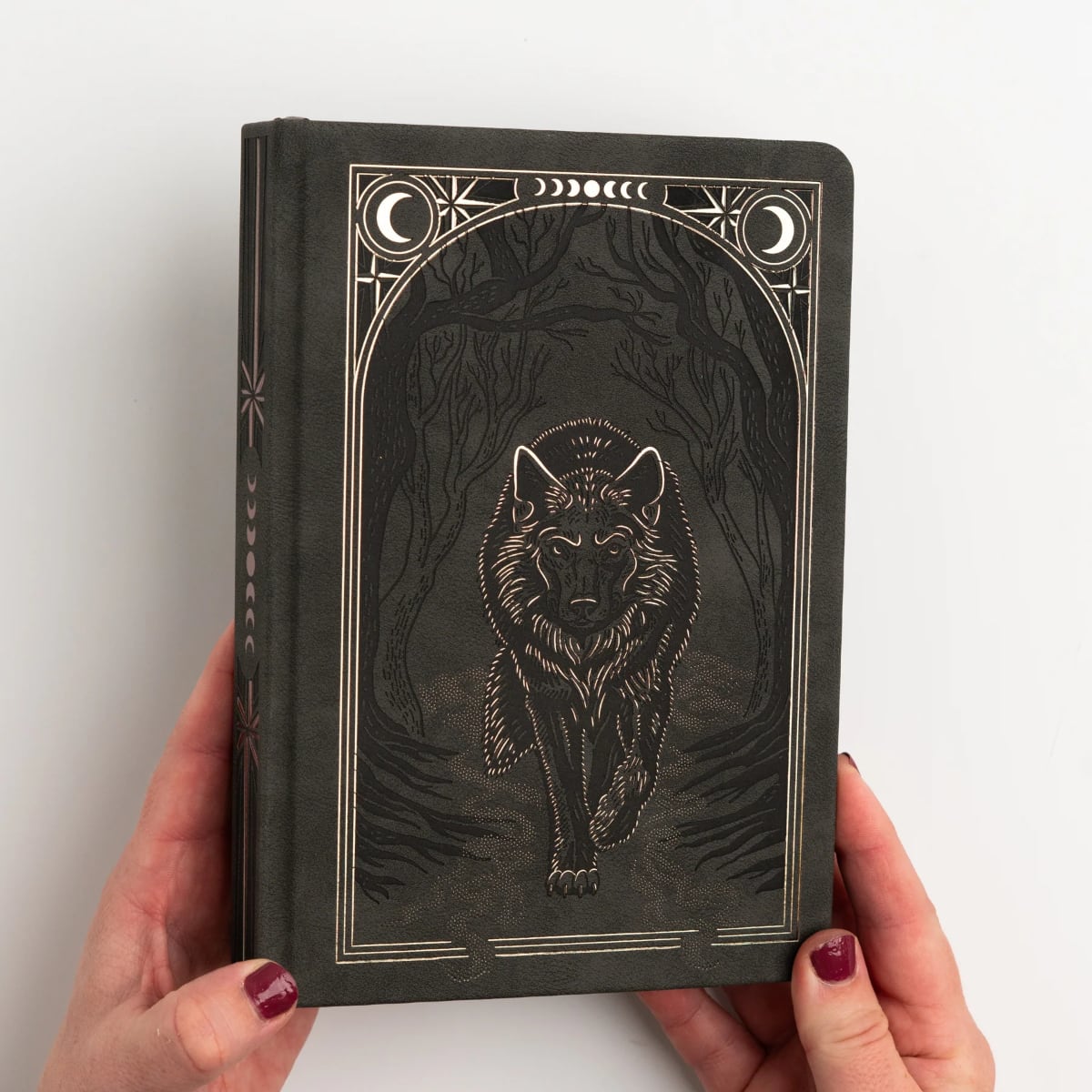 Archer & Olive Bullet Journal Wolf in the Night - Sfeerfoto