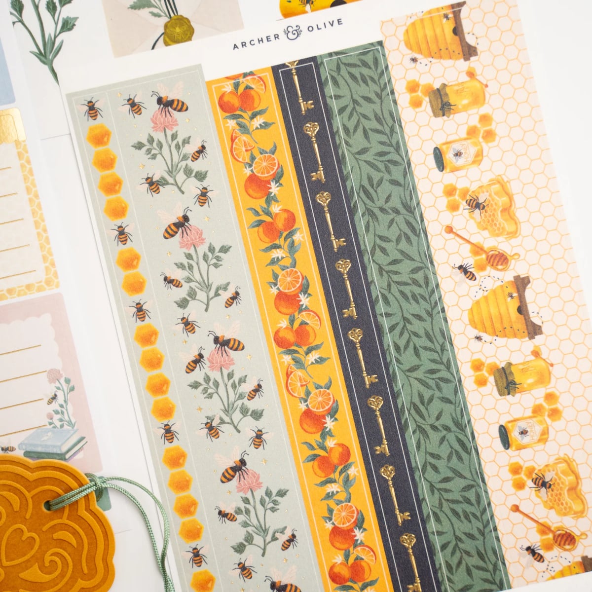Archer & Olive Keeper of Bees Kit