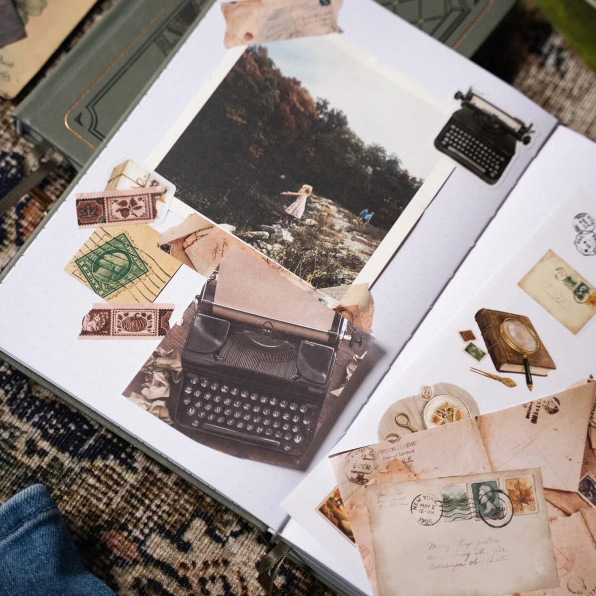 Archer & Olive Quiet Corners Collage Paper Book - Sfeerfoto