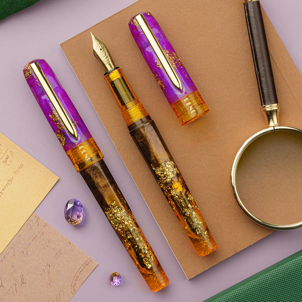 BENU Fountain Pen Talisman GT - Ametrine op bureau