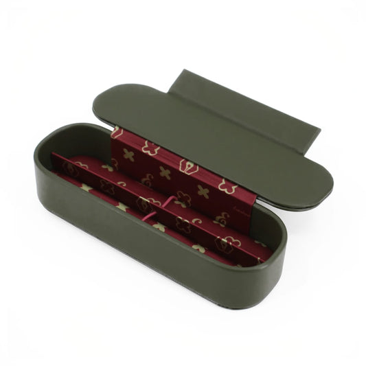 Esterbrook Double Pen Nook Dandelion Moss Green - Open etui op een witte achtergrond