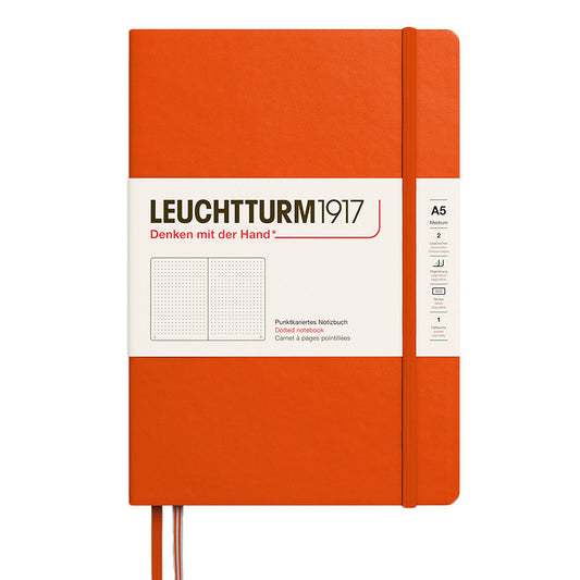 Leuchtturm1917 Medium A5 Notitieboek Pumpkin - Dotted - Cover op een witte achtegrond