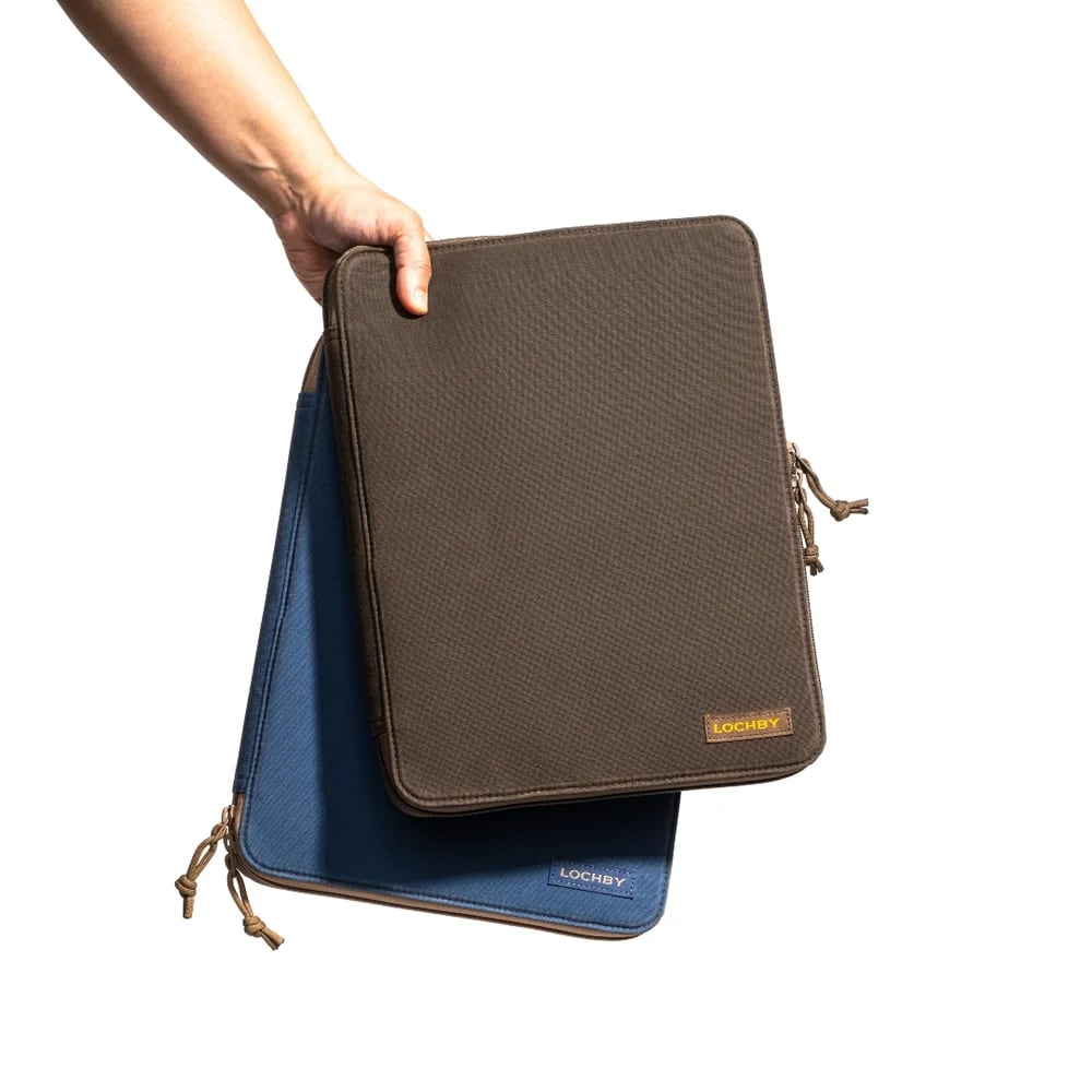Lochby Daily Folio A4 - Brown - Grootte