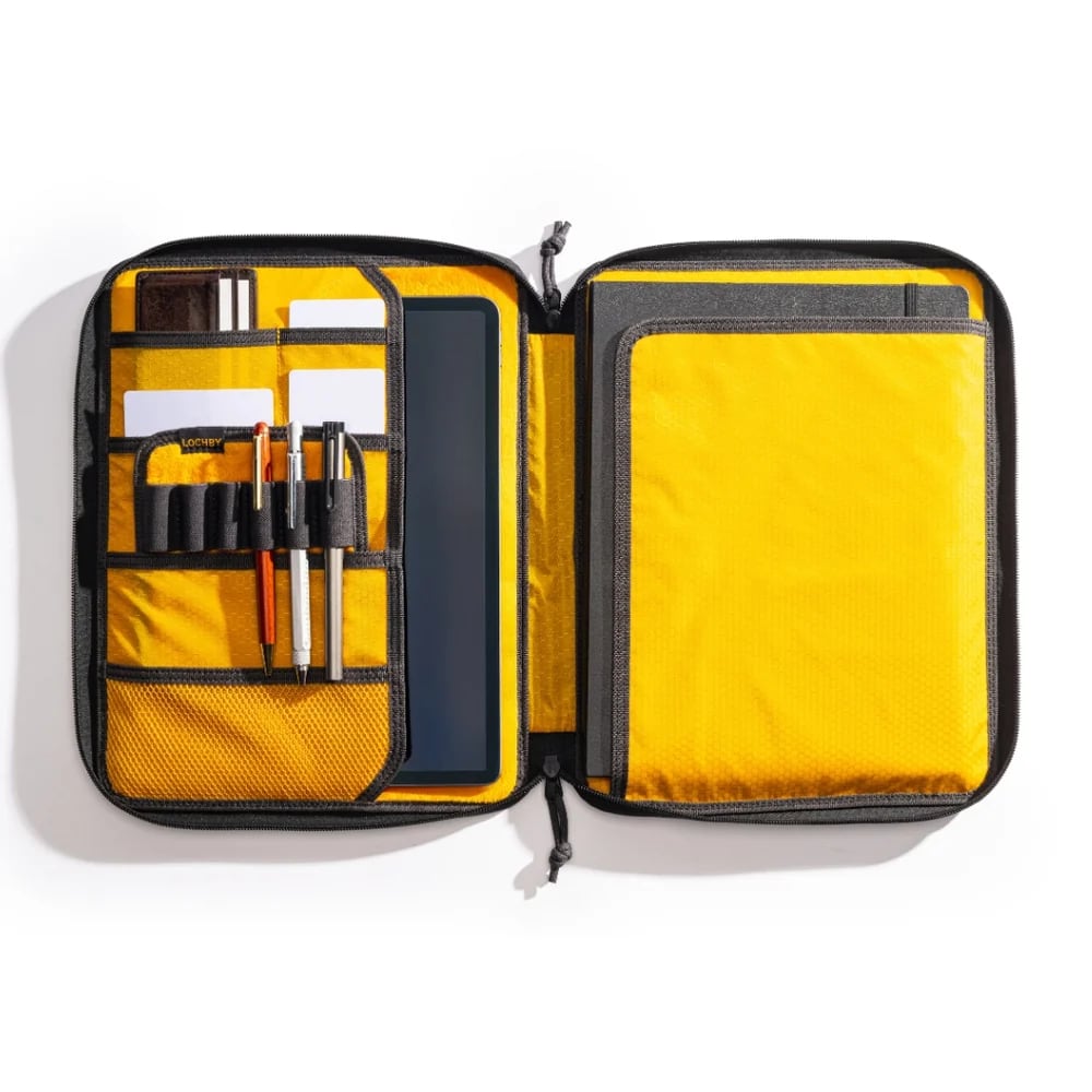 Lochby Daily Folio A4 - Bumblebee - Etui Open