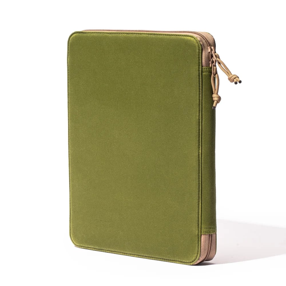 Lochby Daily Folio A4 - Olive - Achterkant