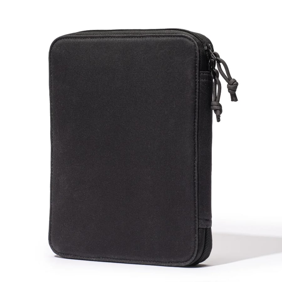 Lochby Daily Folio A5 - Bumblebee - Achterkant van het etui