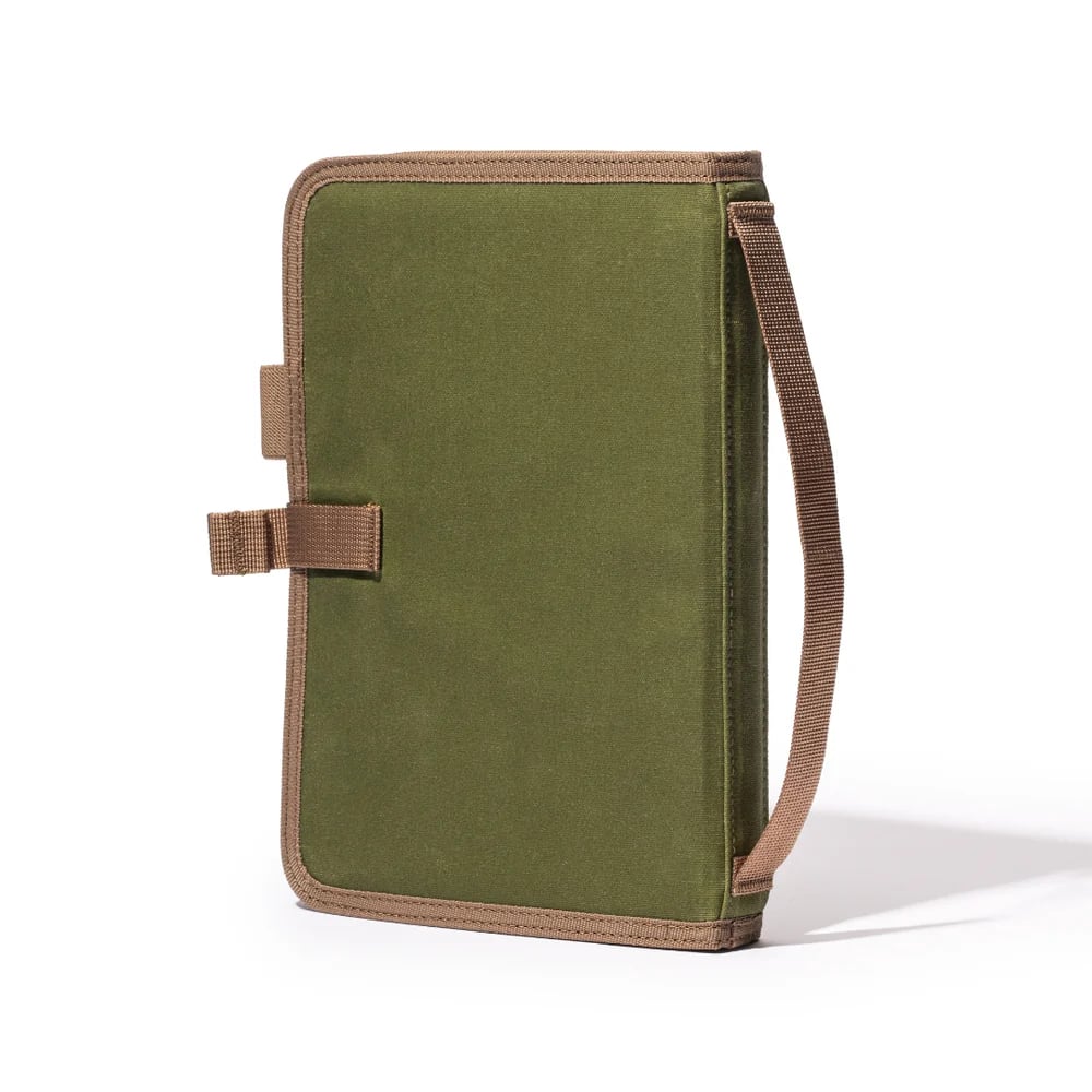 Lochby Field Binder A5 - Olive - Achterkant
