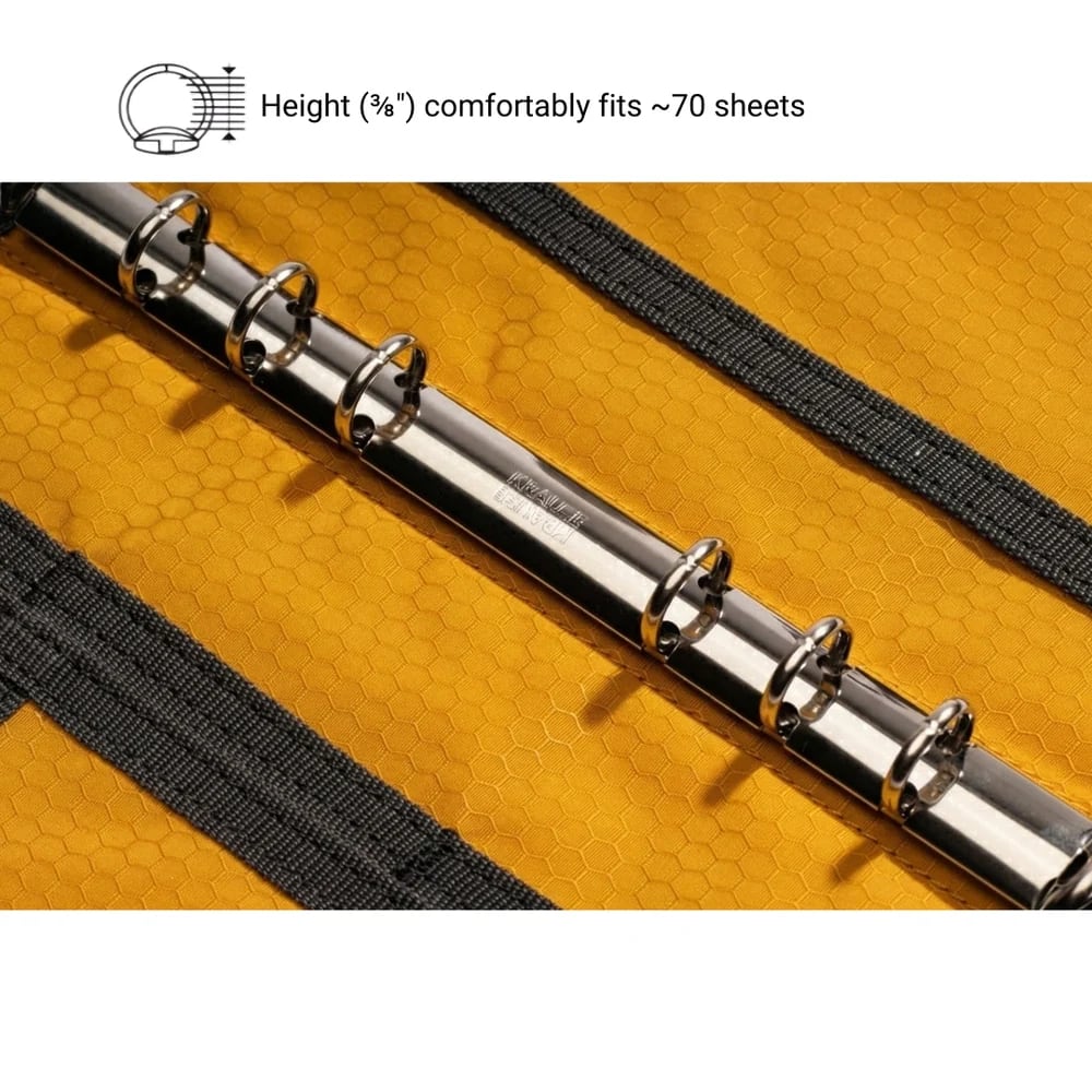 Lochby Field Binder A6 - Bumblebee -Detail van het ringband systeem