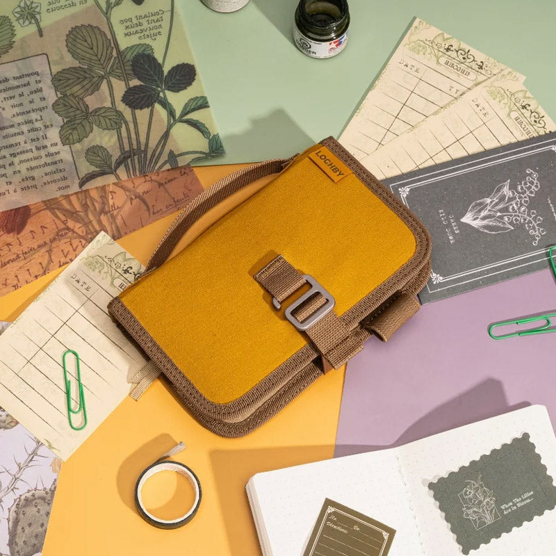 Lochby Field Journal Mini - Honey - Sfeerfoto