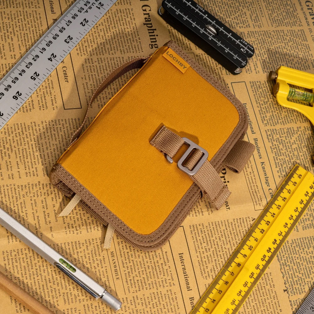 Lochby Field Journal Mini - Honey - Sfeerfoto