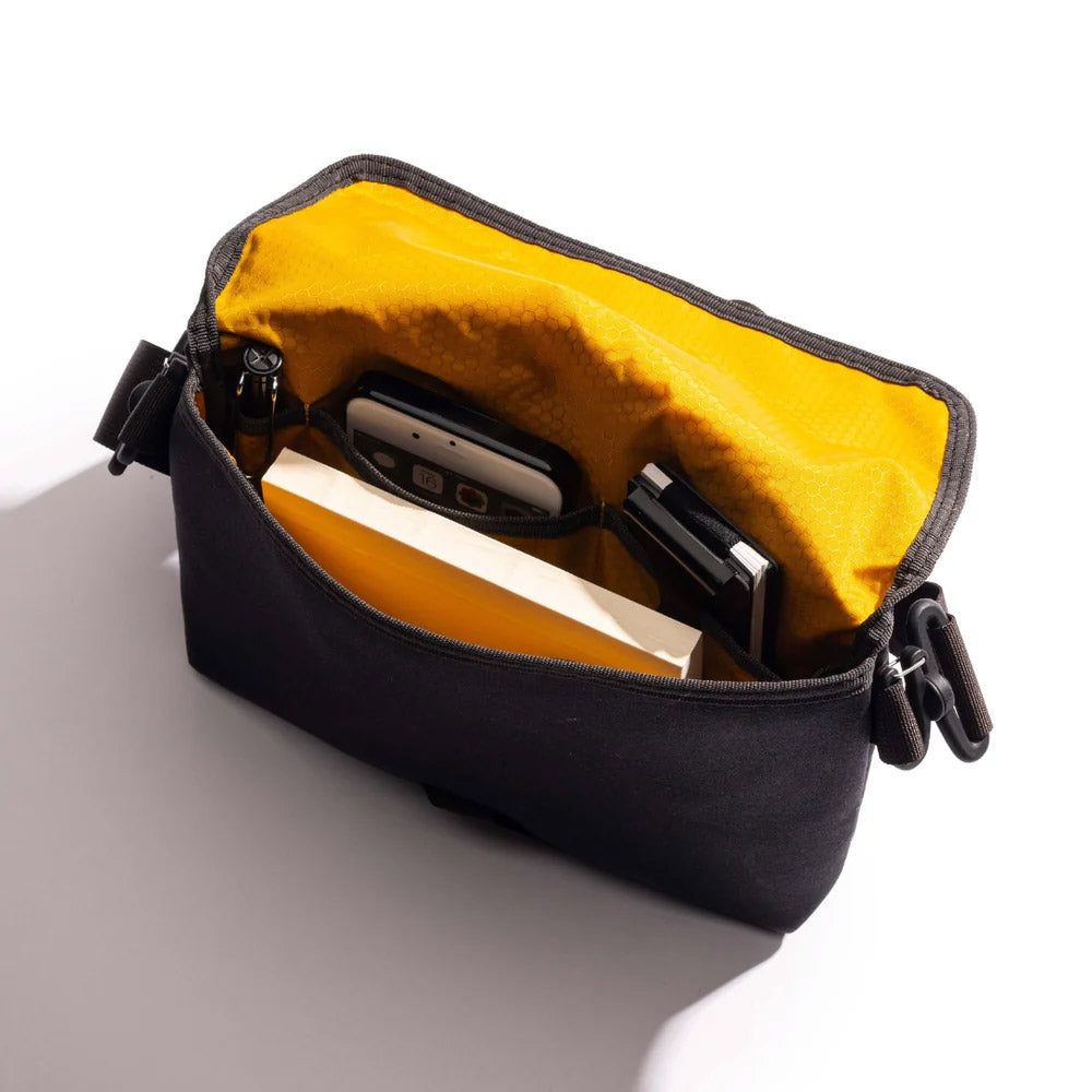 Lochby Field Sling - Bumblebee - Voorkant Open