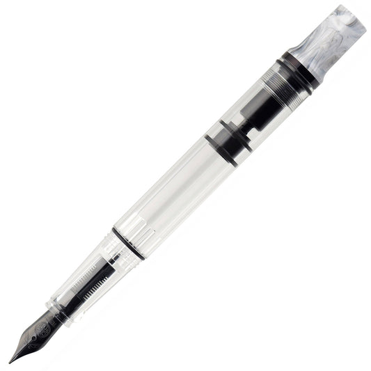 TWSBI Eco Fountain Pen Carrara with Onyx - Zonder dop op een witte achtergrond