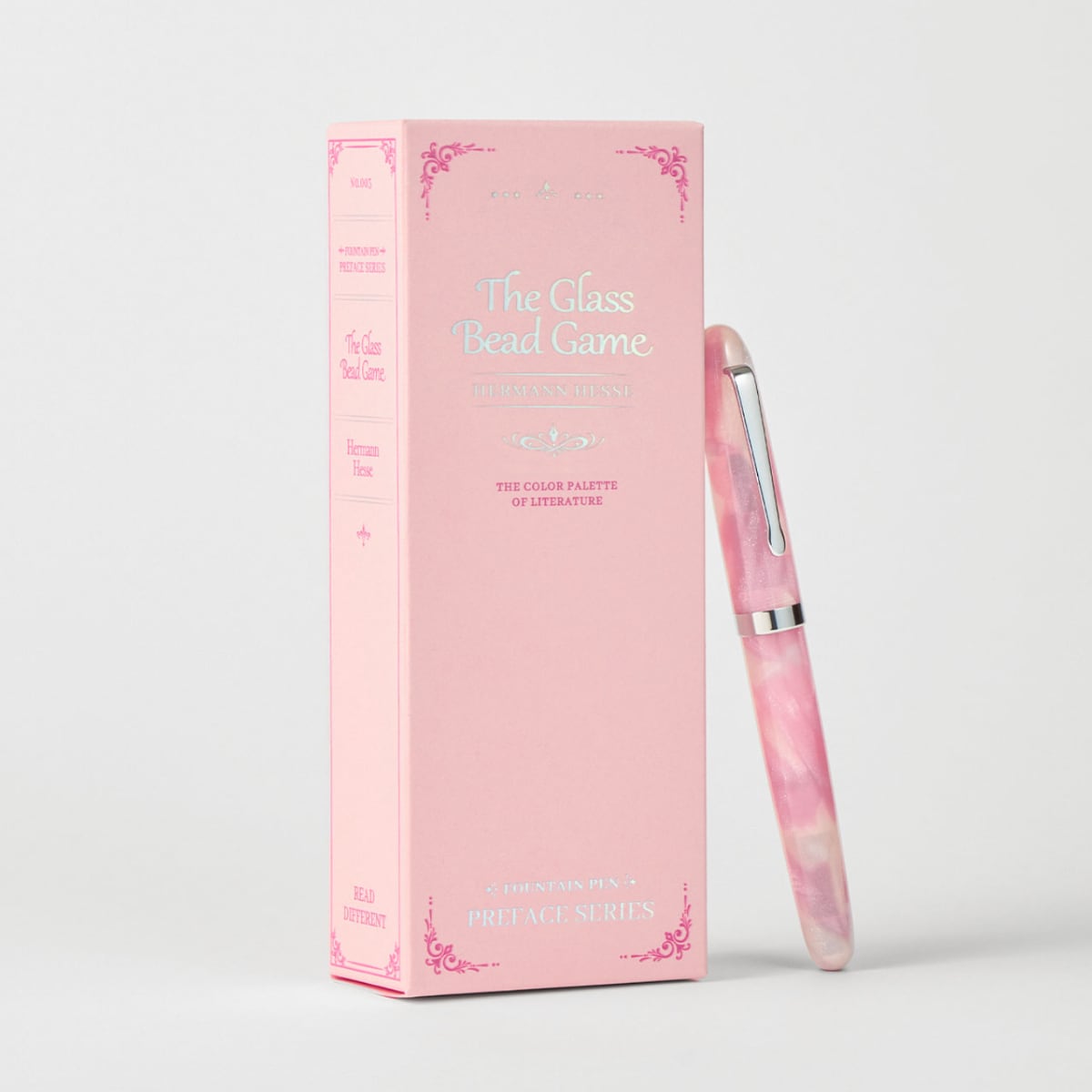 Wearingeul Preface The Glass Bead Game Fountain Pen - Dop Gesloten met Geschenkverpakking