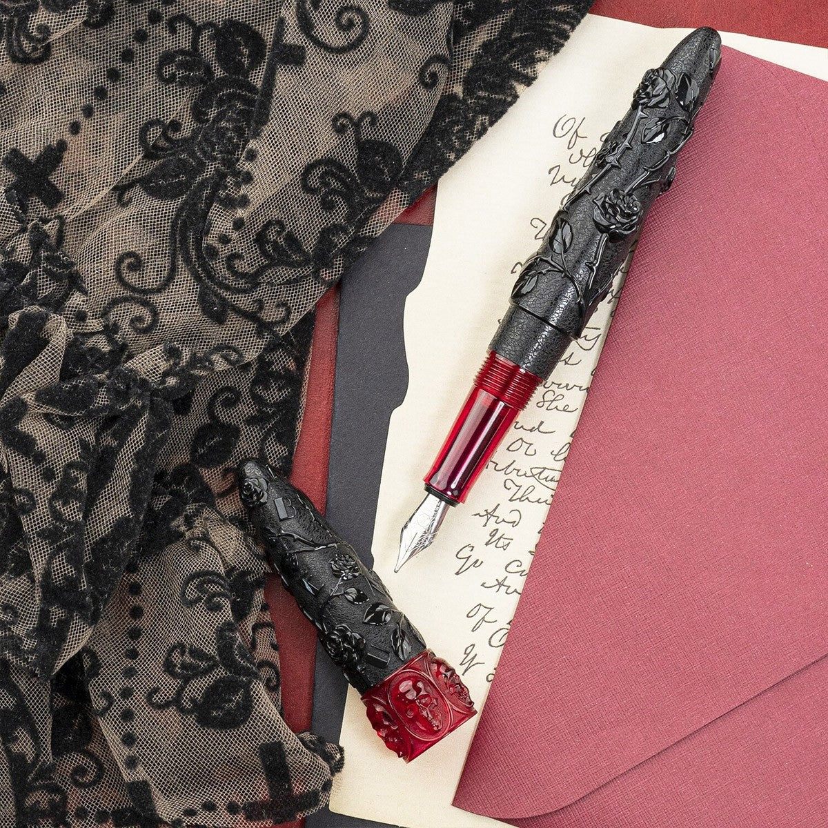 BENU Fountain Pen Skull & Roses - Smolder - 24Papershop