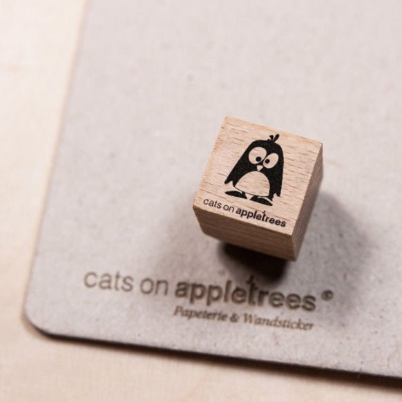 Cats on Appletrees Mini Stamp Oscar the Penguin - 24Papershop