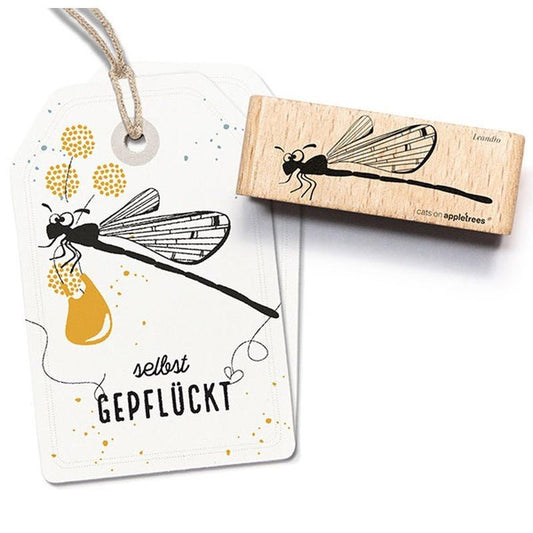 Cats on Appletrees Stamp Leandro the Dragon - Fly - 24Papershop