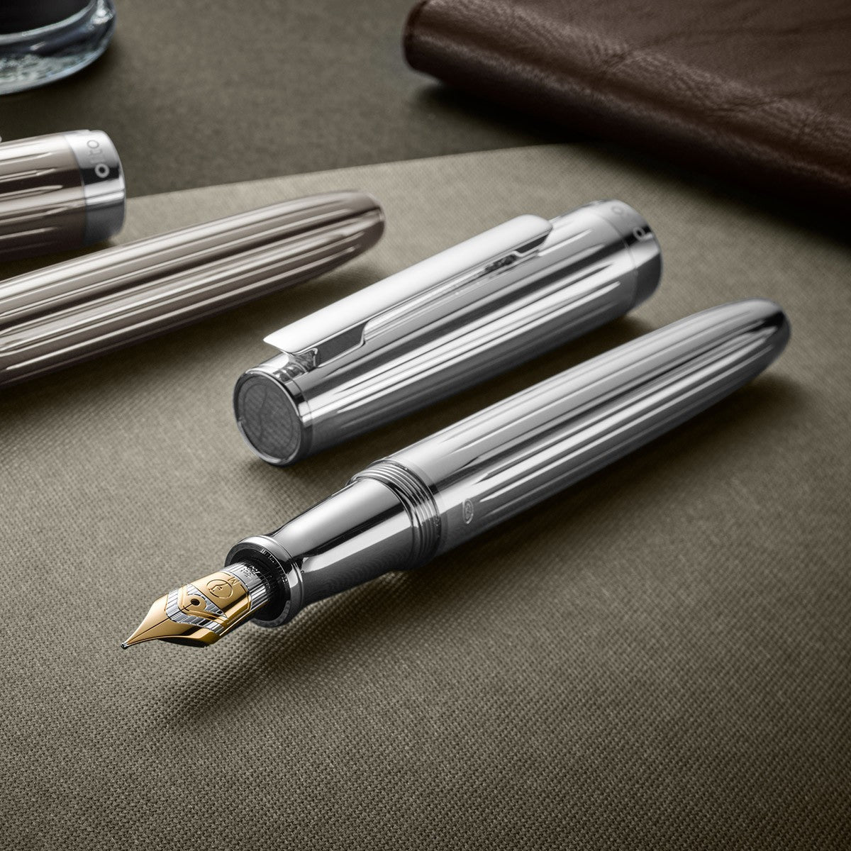 Otto Hutt Fountain Pen Design 07 - Thread Guilloché Silver - 24Papershop