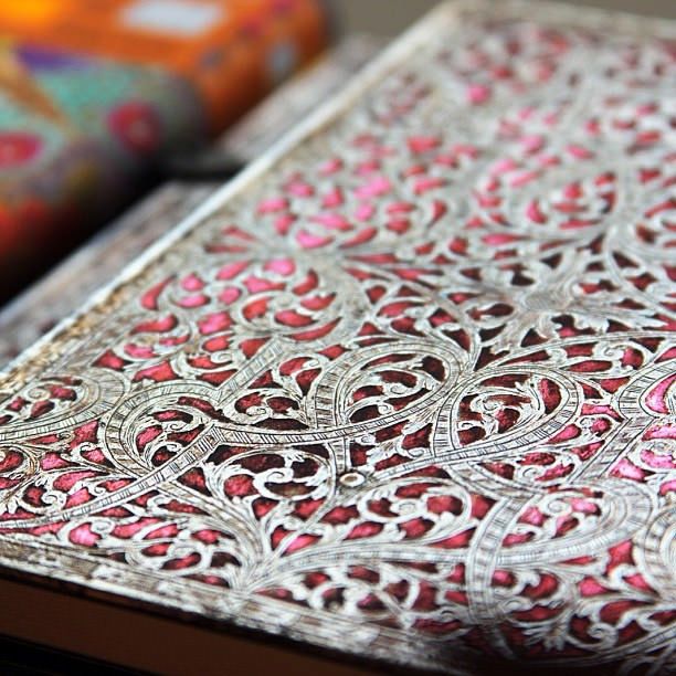 Paperblanks Silver Filigree Blush Pink Ultra - Gelinieerd - 24Papershop