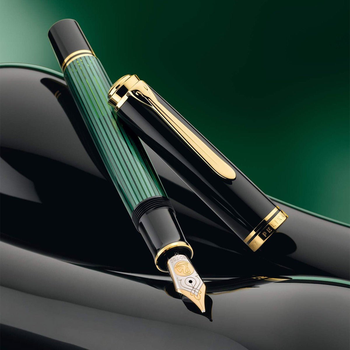 Pelikan Fountain Pen Souverän 600 - Black - Green - 24Papershop