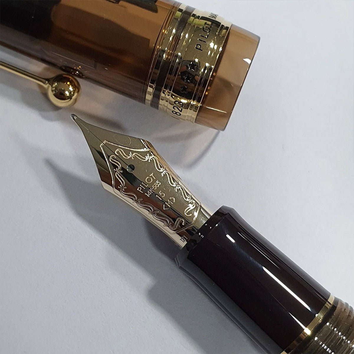 Pilot Fountain Pen Custom 823 GT Amber - Bold - 24Papershop