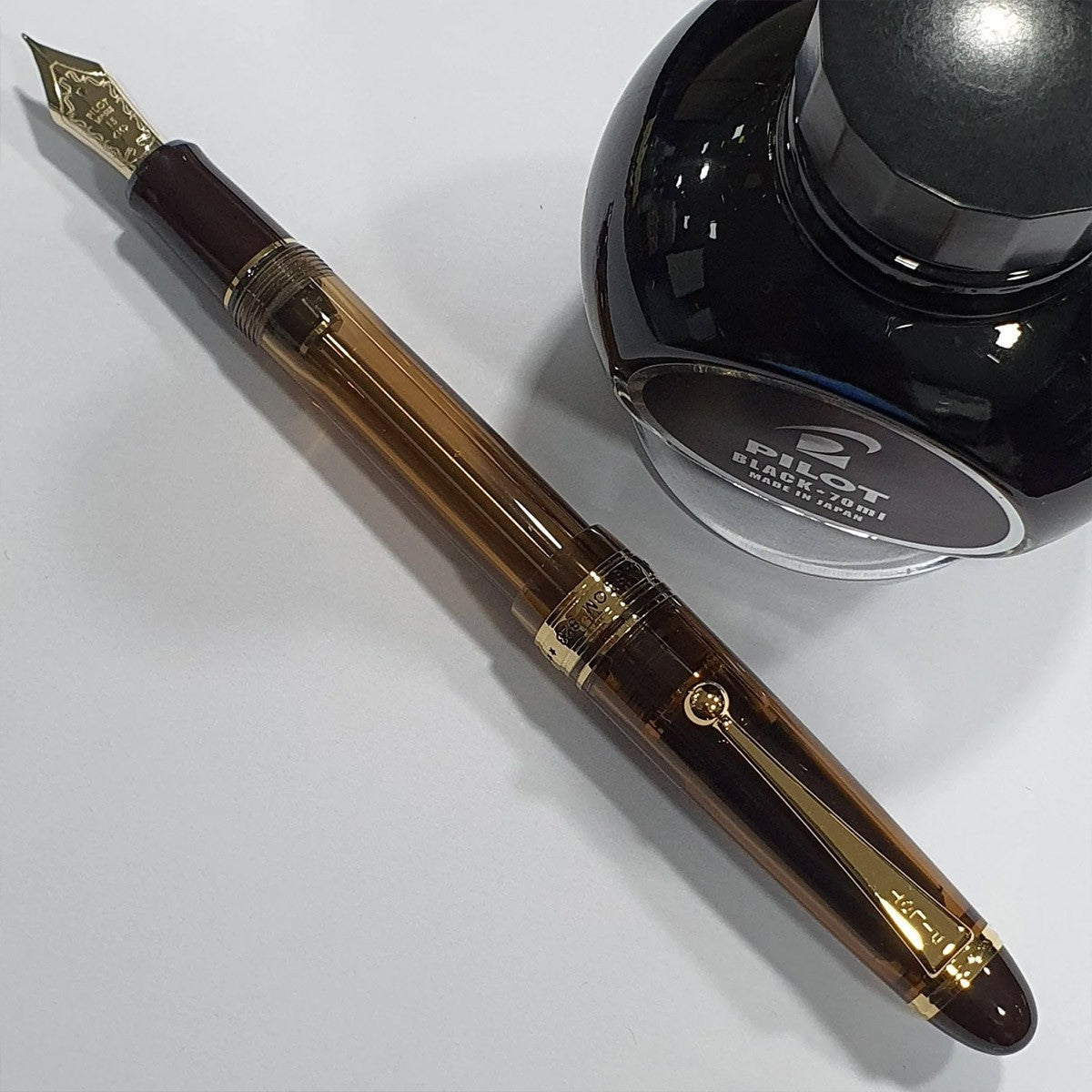 Pilot Fountain Pen Custom 823 GT Amber - Fine - 24Papershop