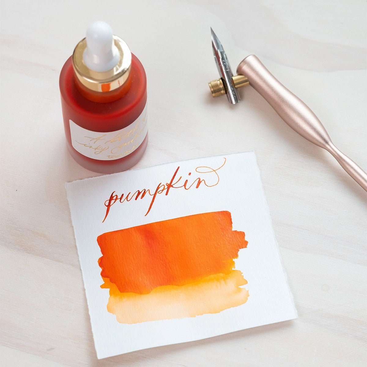 Tom's Studio Calligraphy Inkt 30ml - Pumpkin - 24Papershop