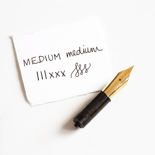 Tom's Studio Nib - Medium [Gold] - 24Papershop