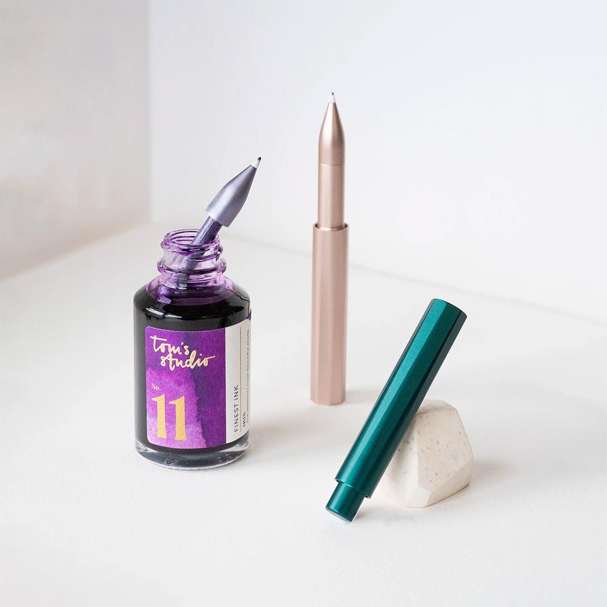 Tom's Studio The Wren - Refillable Writing Pen - Lilac - 24Papershop